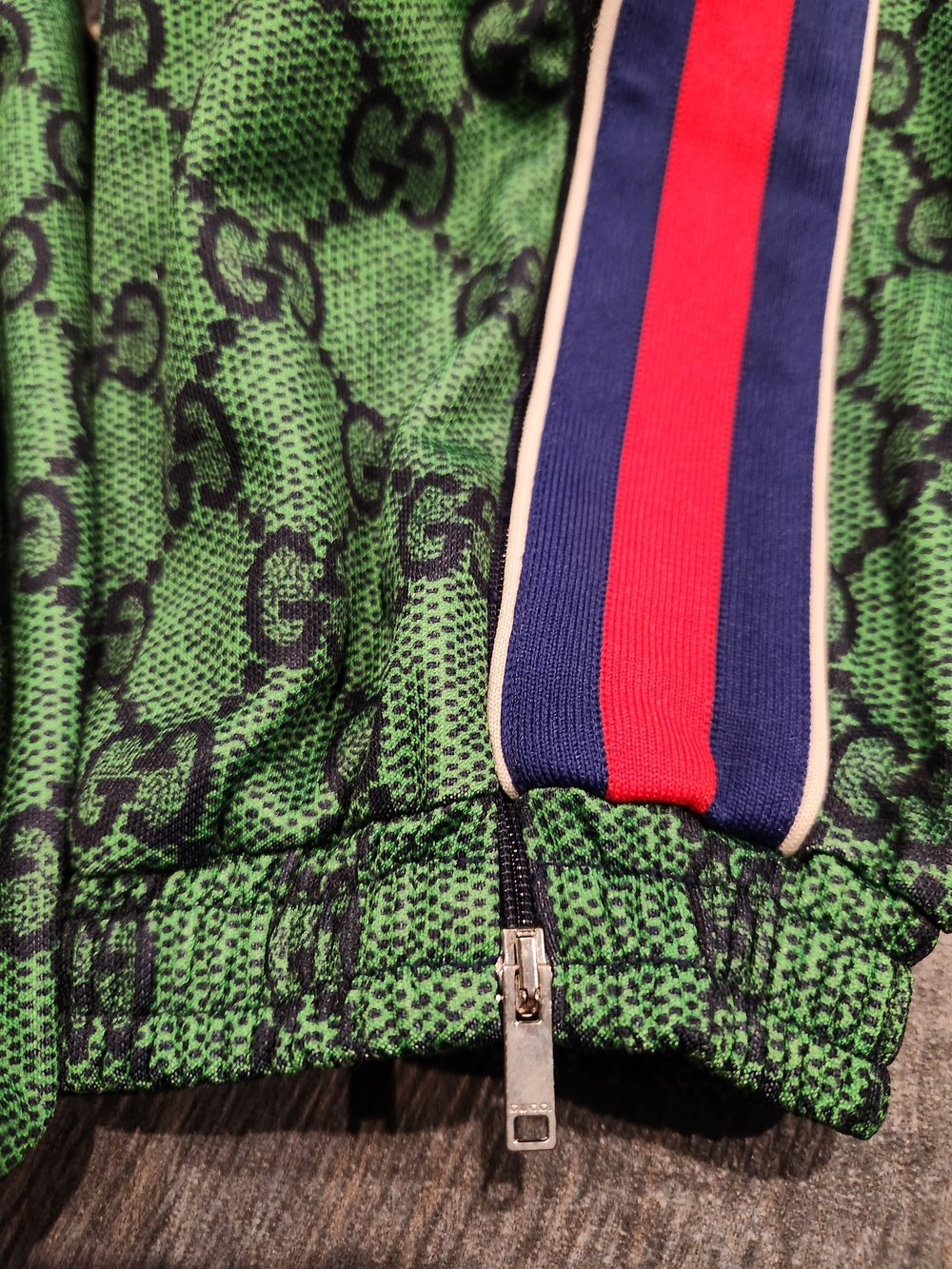 GUCCI Green GG Monogram Track Pants with Red/Blue Side Stripes - Picture 13 of 13